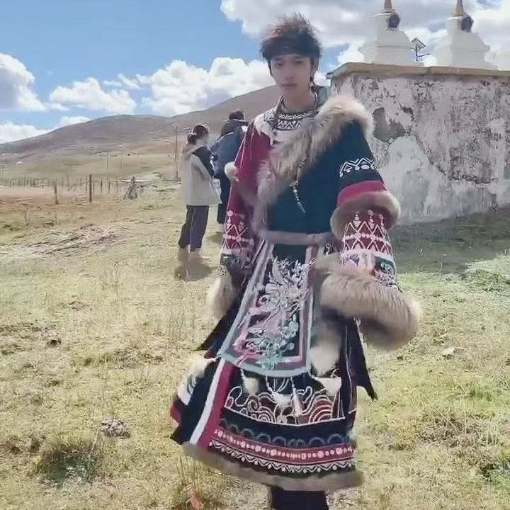 Photography Of A Man - Classic Embroidered Tibetan Robe Men Women